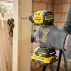 Aparafusador Impacto V20 18V Stanley SFMCF811D1T-QW - Aparafusador Impacto V20 18V Stanley SFMCF811D1T-QW